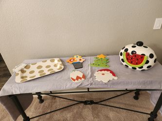 Coton Colors /Happy Everything set of serving tray, cookie jar, and attachments