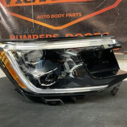 VW ATLAS 2024-2025 RH HEADLIGHT OEM