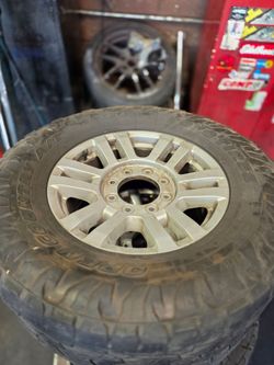4pcs Used LT 305/65R18 Toyo Open Country A/T III 128/125Q Ford F250 18 Inch Rims Wheels