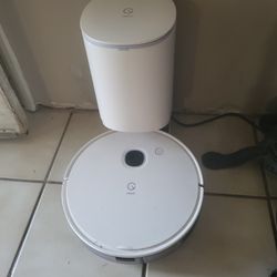 Yeedi Vacuum With Empty Station ..