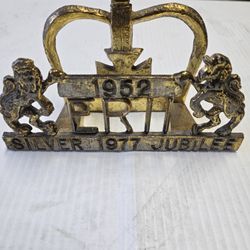 Queen Elizabeth II Silver Jubilee Souvenir