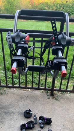 Yakima. For 2 bicycles. In good condition.