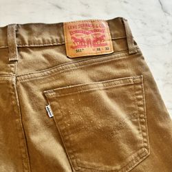 Mens Khaki Levi’s W 31 L 32