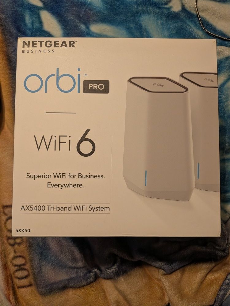 Orbi Pro AX5400 Wifi Router + Satellite
