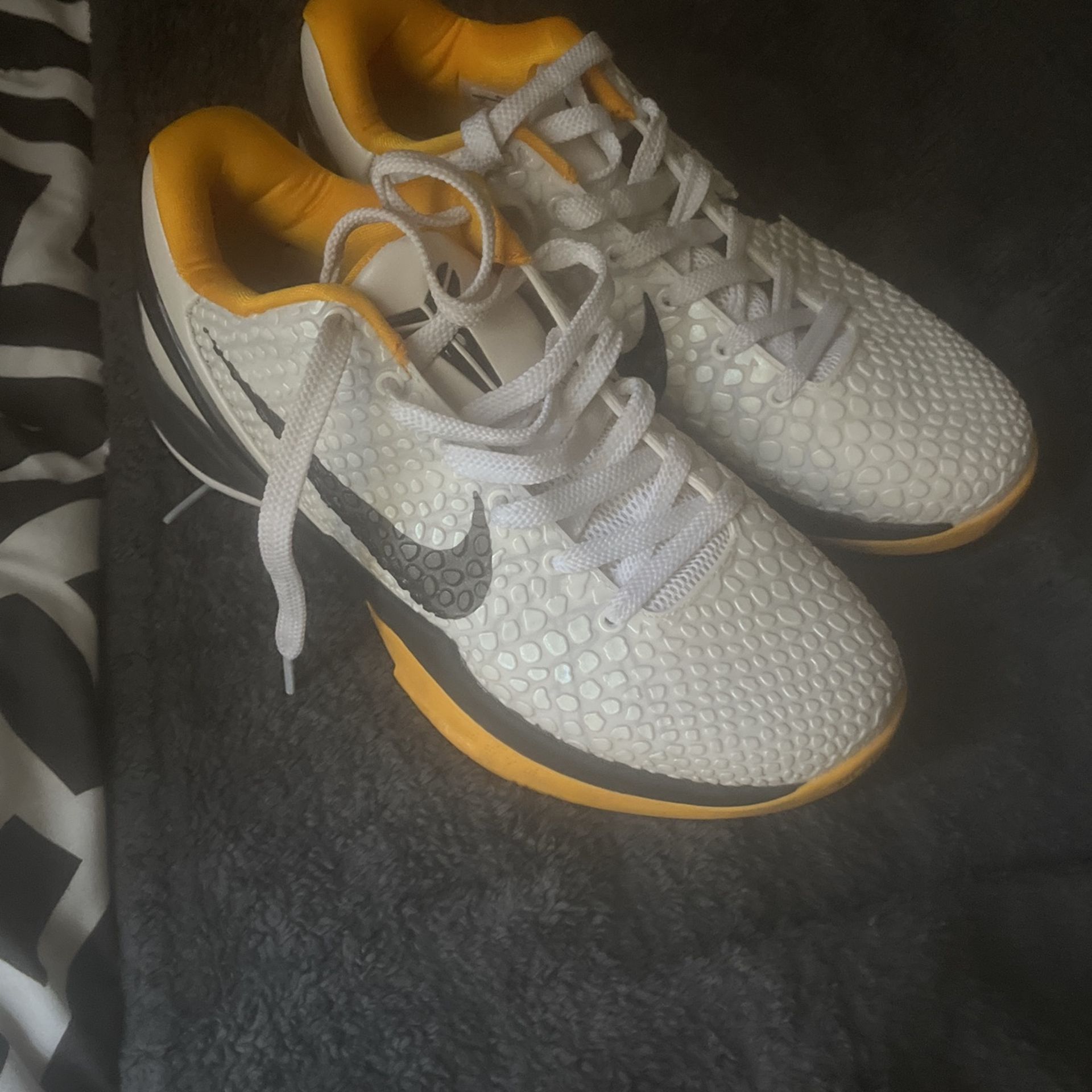 White Del Sol Kobe 6