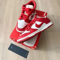Nike dunk university red size 8.5 price negotiable