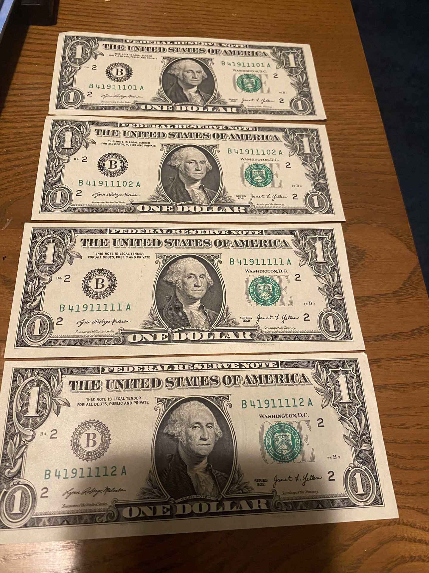 Fancy Serial Dollars 6 Of A Kind - 5 Solid 1’s - U Get All 4- $1 Bills In Pic. Crisp Bills