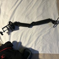 Monitor Mount 