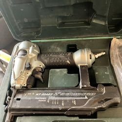 Kobalt  8 gallon Compressor And Brad Nailer. 