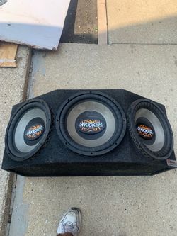 Kicker CVR Triple Subwoofer Box