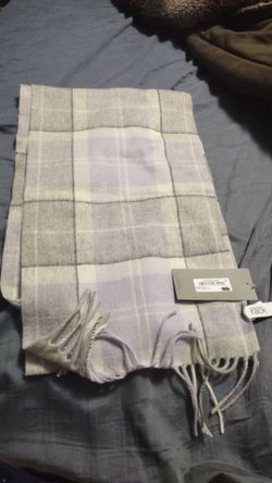 Woman's scarf
