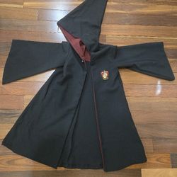 Original Universal Studios Harry Potter Gryffindor Cloak Robe YOUTH Size XXXXS