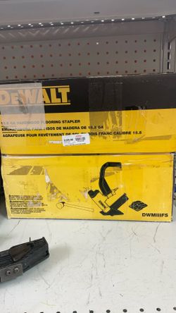 DEWALT HARDWOOD FLOORING STAPLER 