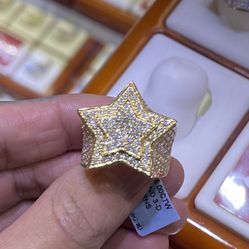 DIAMOND MENS STAR RING 14k