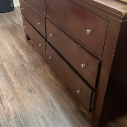 Dresser 6 Drawers 
