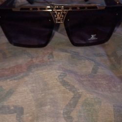 Brand New Lv Designer Sun Shade's 