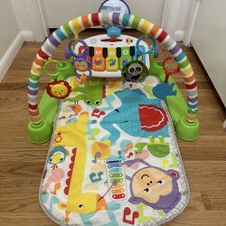 Fisher-Price Play Mat With Piano