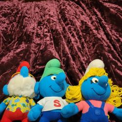 Plush Smurfs