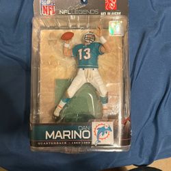 Dan Marino NFL Legends Figure