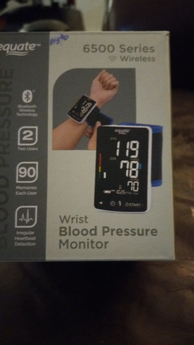 iProven Wrist Blood Pressure Monitor for Sale in Bolingbrook, IL - OfferUp