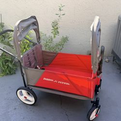 Radio Flyer Discovery Stroll ’N Wagon with Canopies, Folding Wagon with Single Reclining Seat