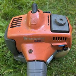 Husqvarna 322L grass Trimmer 