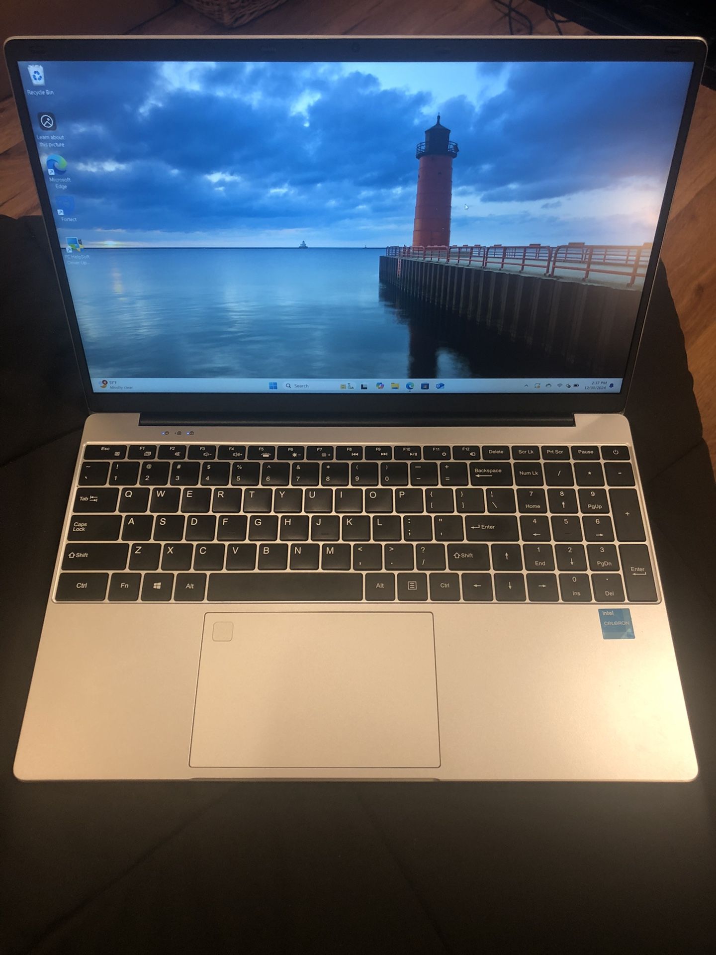 VGKE 15.6” 12GB RAM