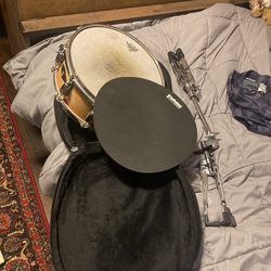 Snare Drum With Stand