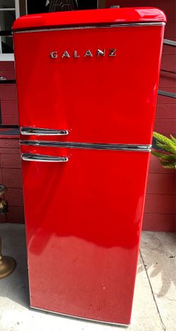 Galanz Retro Red Mini Refrigerator – Fully Working – Clean