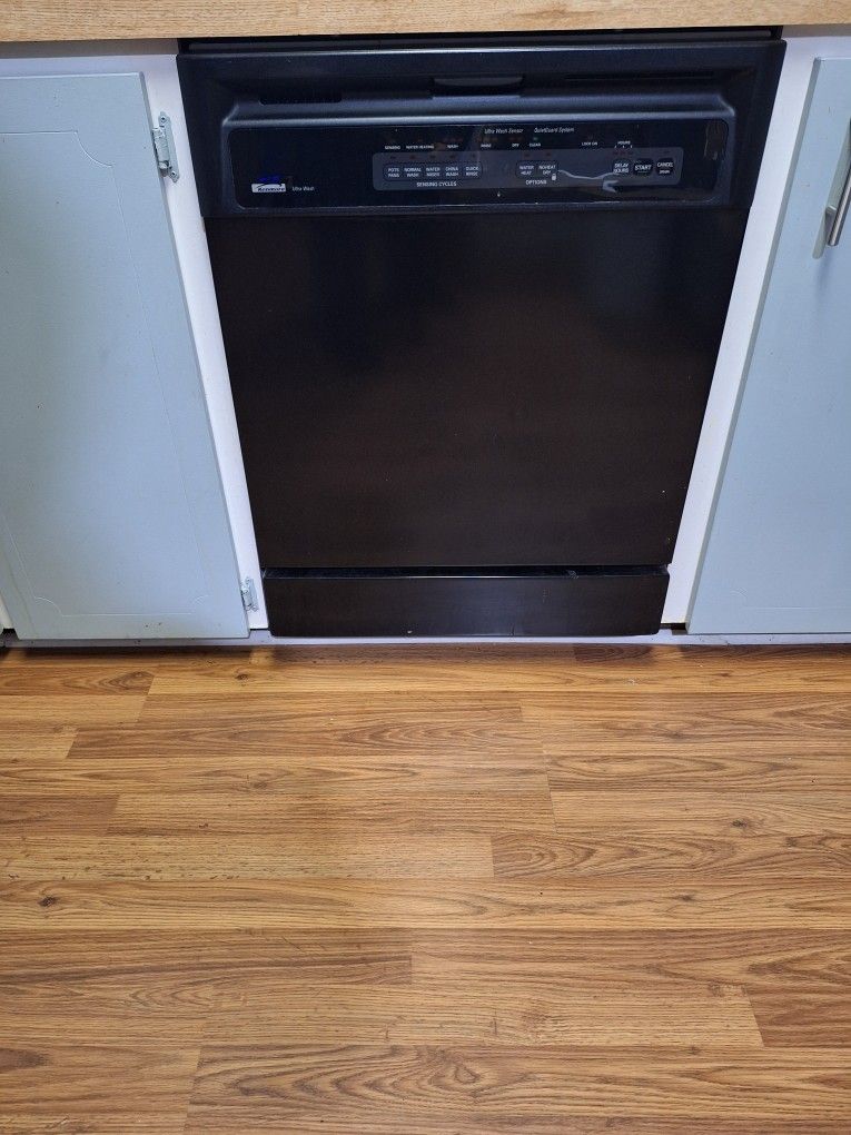 Kenmore Dish Washer 24 Inches