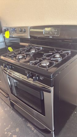 Nice Kenmore gas stove