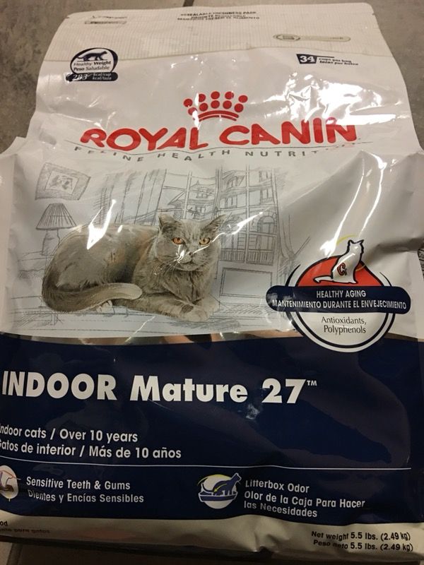 New sealed Royal Canin Indoor Mature 27 Dry cat food 5.5 lbs