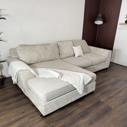 Like New – Oversized Off-White Velvet Sectional w/ Huge Chaise | Living Spaces