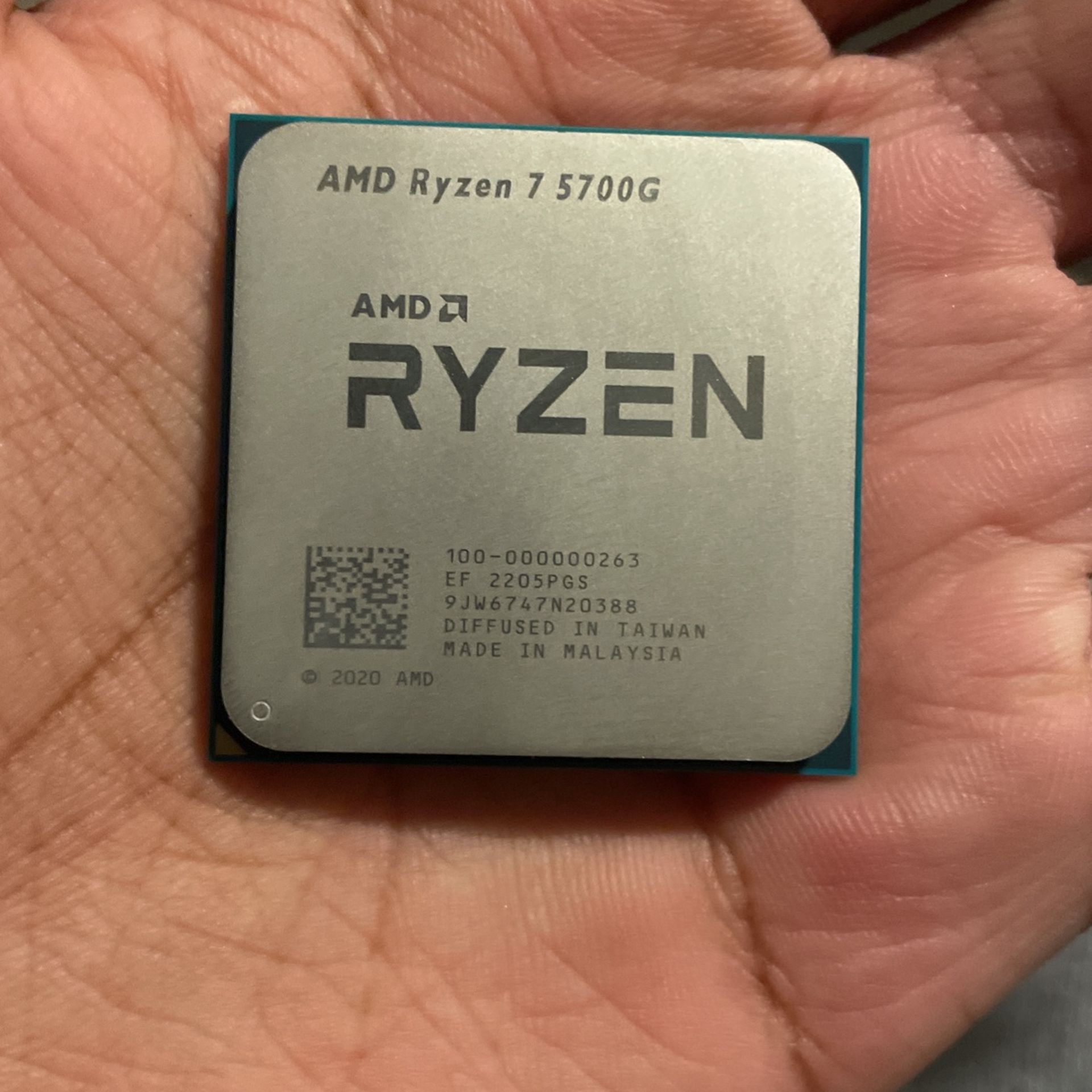 RYZEN 7, (5700G)