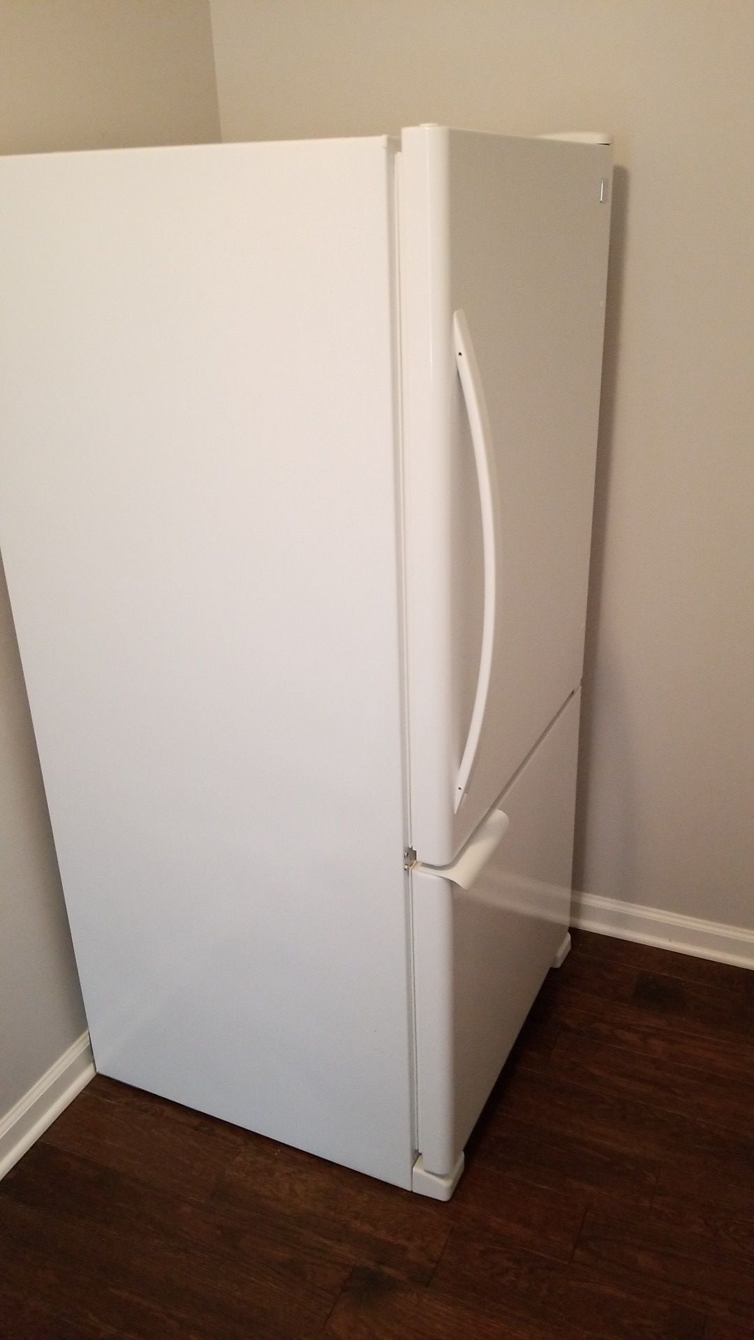 Kenmore Refrigerator - Great Condition (2 yrs old)