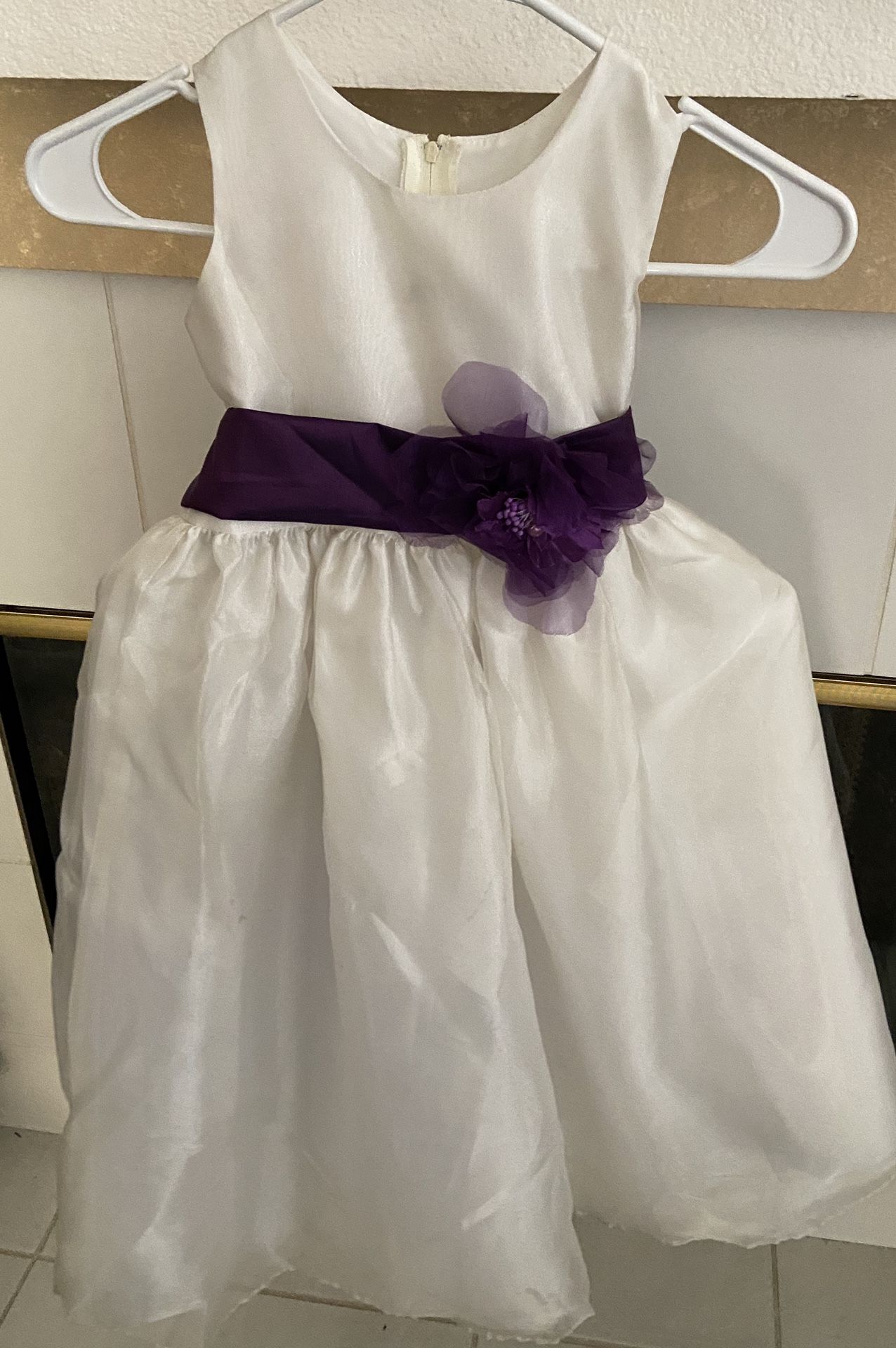 Girls flower girl dress