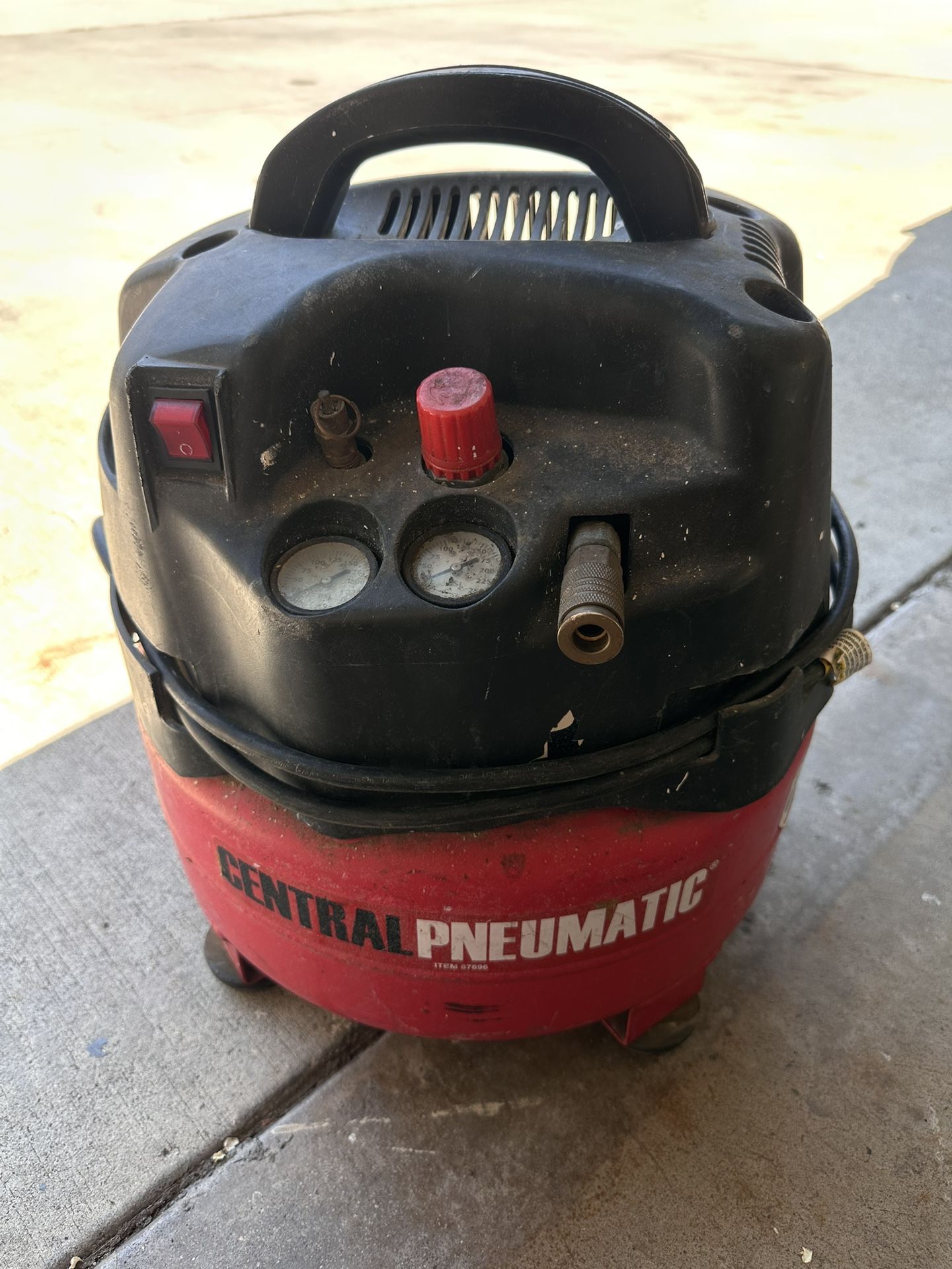 Central Pneumatic Air Compressor 