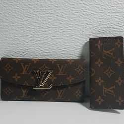 Louis Vuitton Monogram Wallet Bag for Sale in Lacey, WA - OfferUp