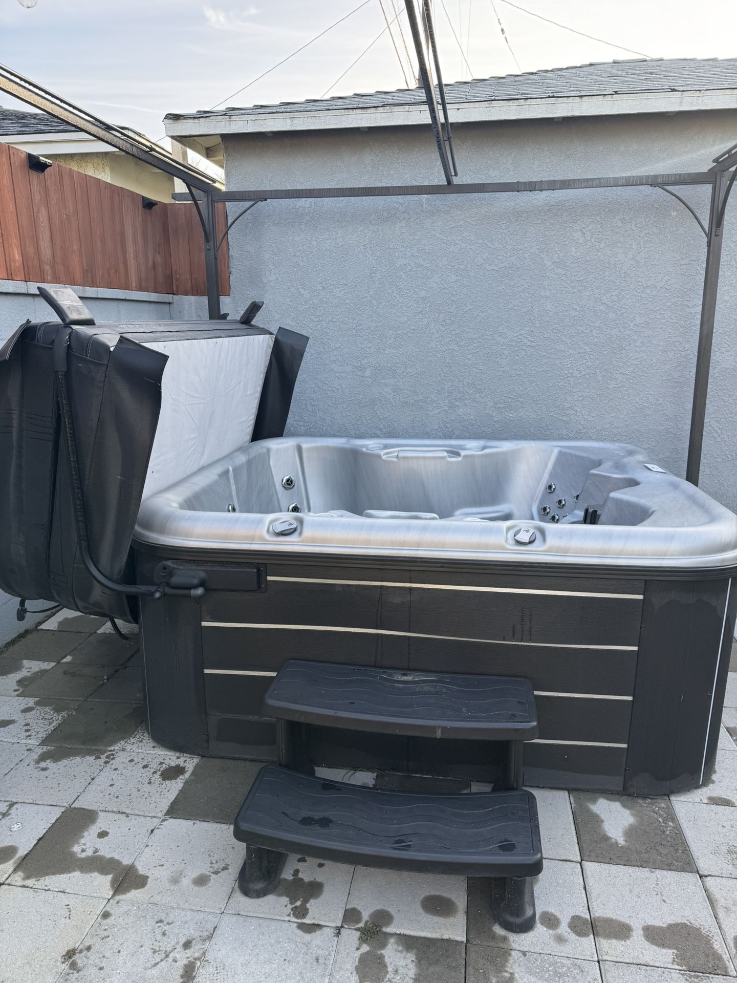 Barely used Hot Tub