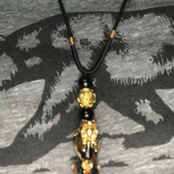 Obsidian Universal Golden Pendant Necklace