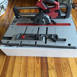 SKIL 3601-02 Flooring Saw with 36T Contractor Blade, Red and black