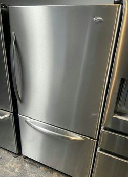 Amana Large Capacity Stainless Fridge Bottom Freezer