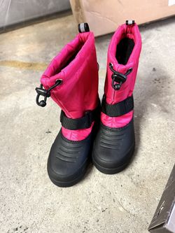 Girl Pink Snow Shoes Size 12