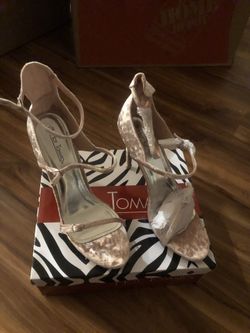 HOT TOMATO PINK VELVET HEELS