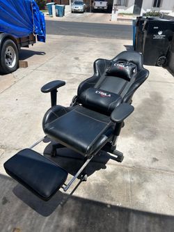 Gaming chair