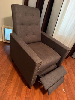 Recliner chair