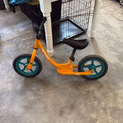 Retro Spec Strider Bike 