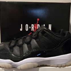 Jordan 11 Low