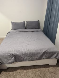 Full Size Bed