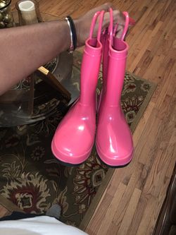 Rain boots youth size 1